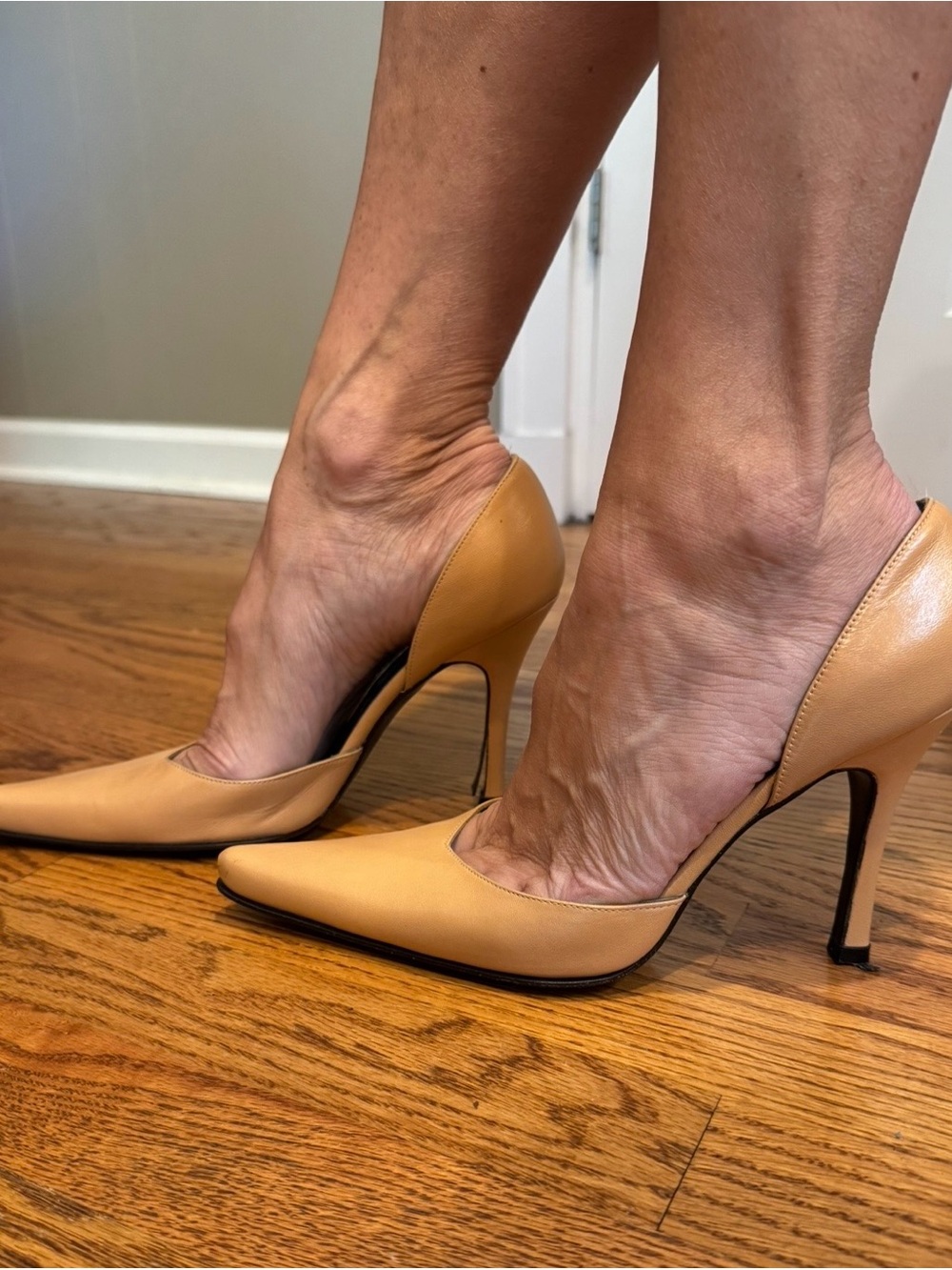 Charles David Nude/Tan D'Orsay Pointed Pump